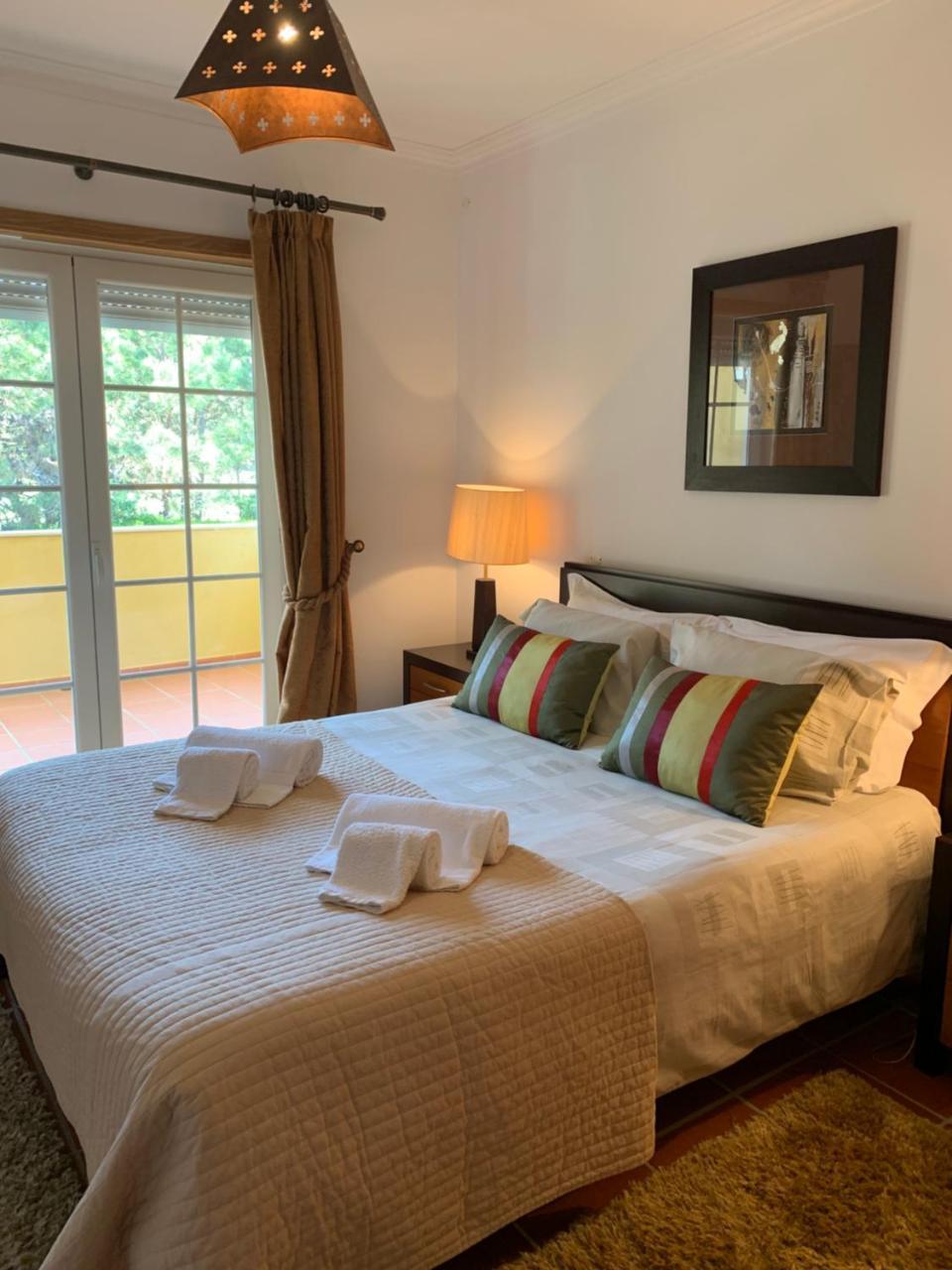 T2 Portucale Apartment Praia del Rei Luaran gambar